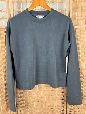 NWT Athleta Seasoft Crewneck Sweatshirt in Elm Size Small